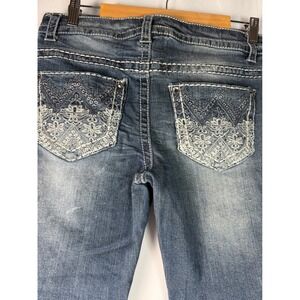 Paisley Sky Women's Size 8 Distressed Embellished Denim Capri‎ Jeans